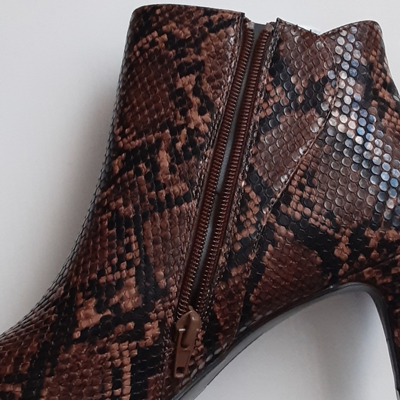 Alfani booties - Picture 4 of 6